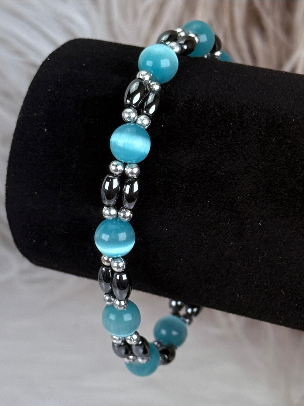 Vintage Aqua Blue & Hematite Beaded Bracelet Barrel Clasp